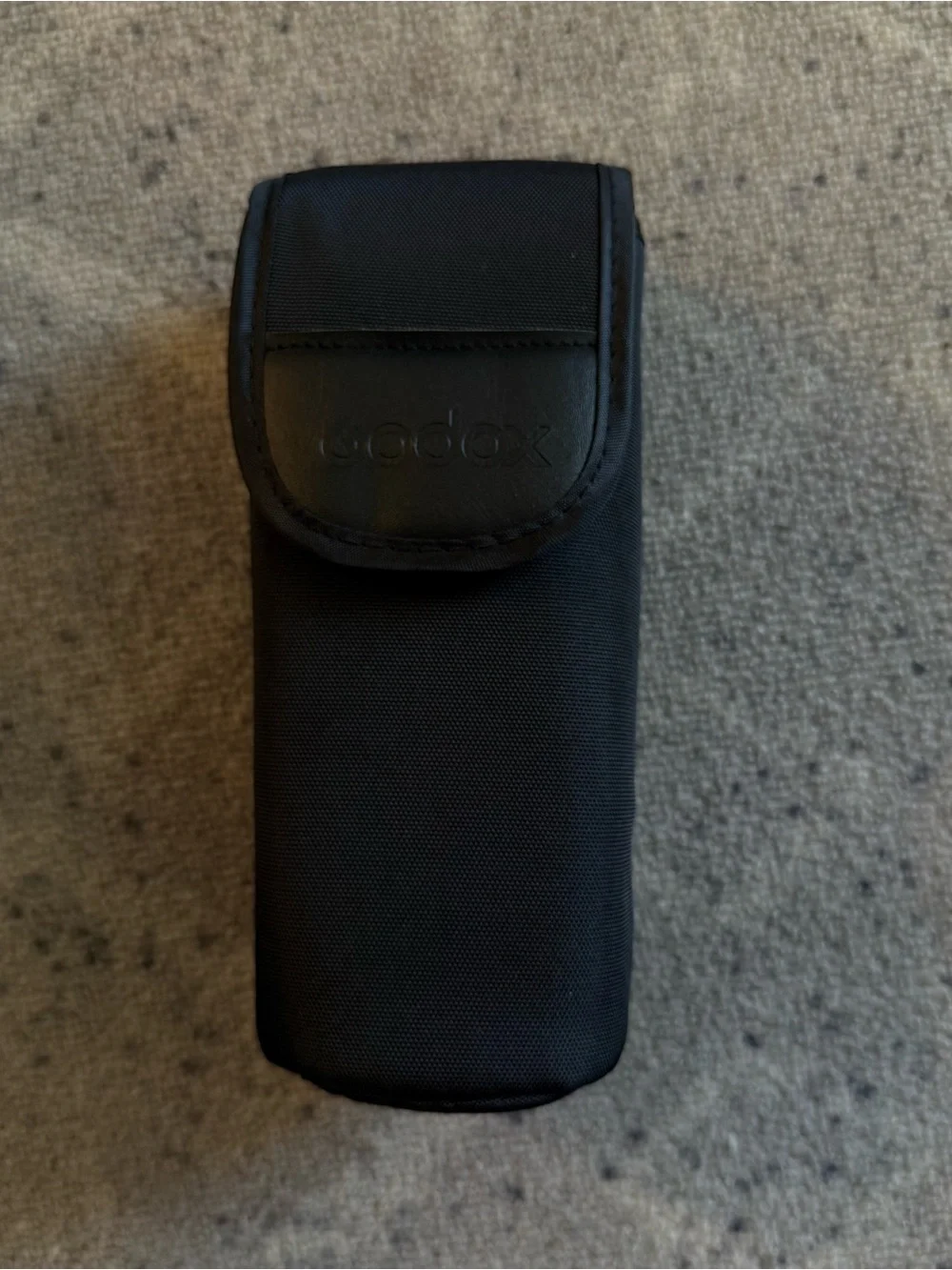 V860II-S TTL Camera Flash - Black w/soft case.